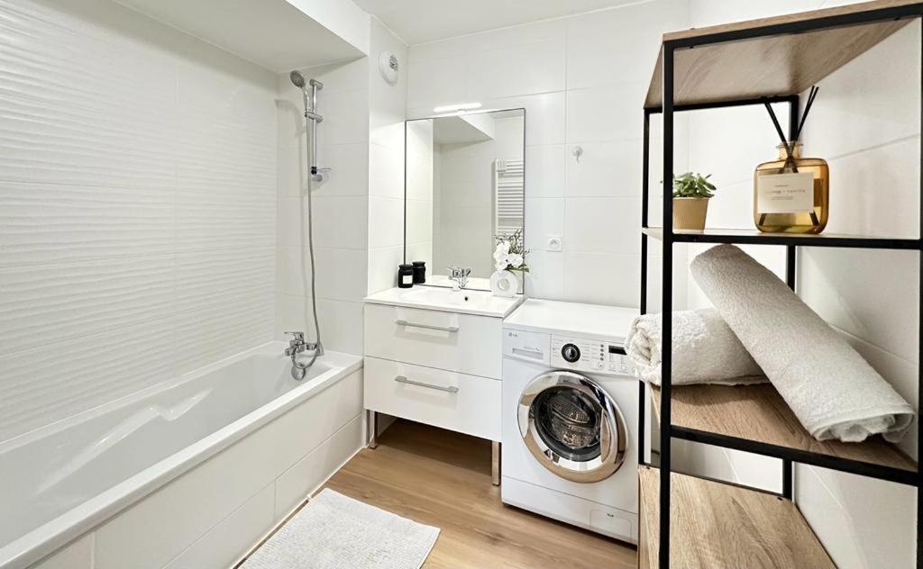 La Frontaliere Apartment Ambilly Luaran gambar